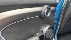 MINI Hatchback 2.0 Cooper S Exclusive 5dr Auto [Comfort/Nav Pack] Petrol Hatchback